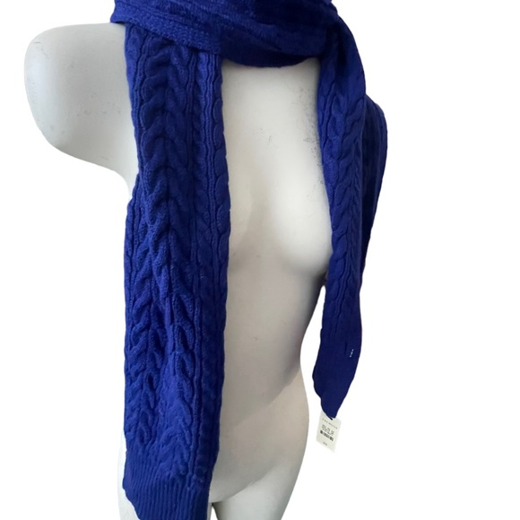 Talbots knit Scarf - Picture 2 of 6